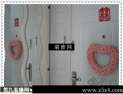 新婚房流行玄关实景图装饰墙