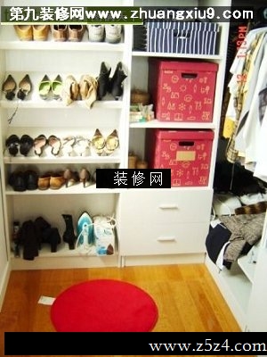流行衣帽间实景图鞋柜